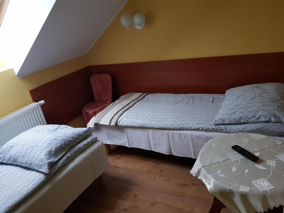 Gosciniec Sloneczny Hotell Drzonków Eksteriør bilde